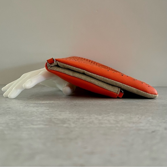 Stella & Dot Waverly Petite Convertible Crossbody Bag Natural Linen/Fresh Orange - Picture 11 of 16